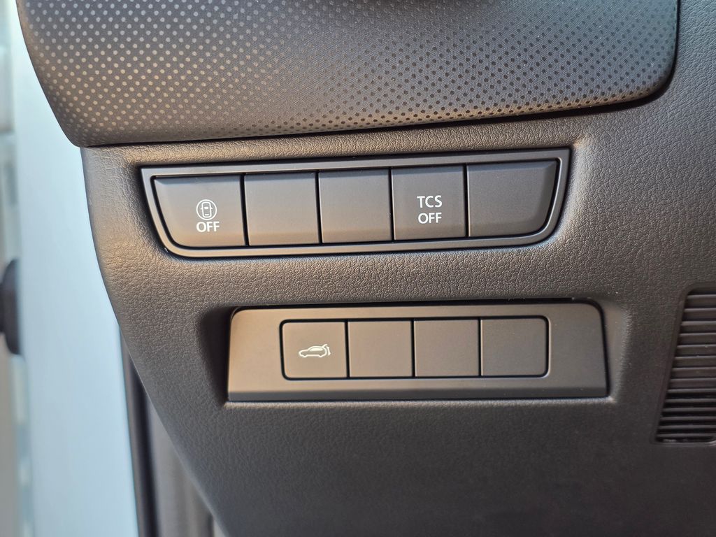 2025 Mazda CX-50 Premium - Photo 40