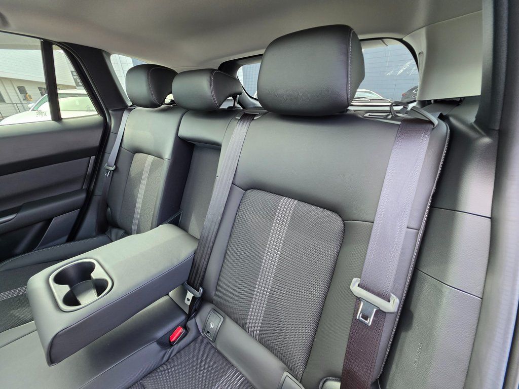 2025 Mazda CX-50 Premium - Photo 17