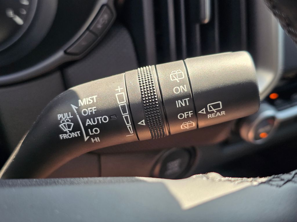 2025 Mazda CX-50 Premium - Photo 39