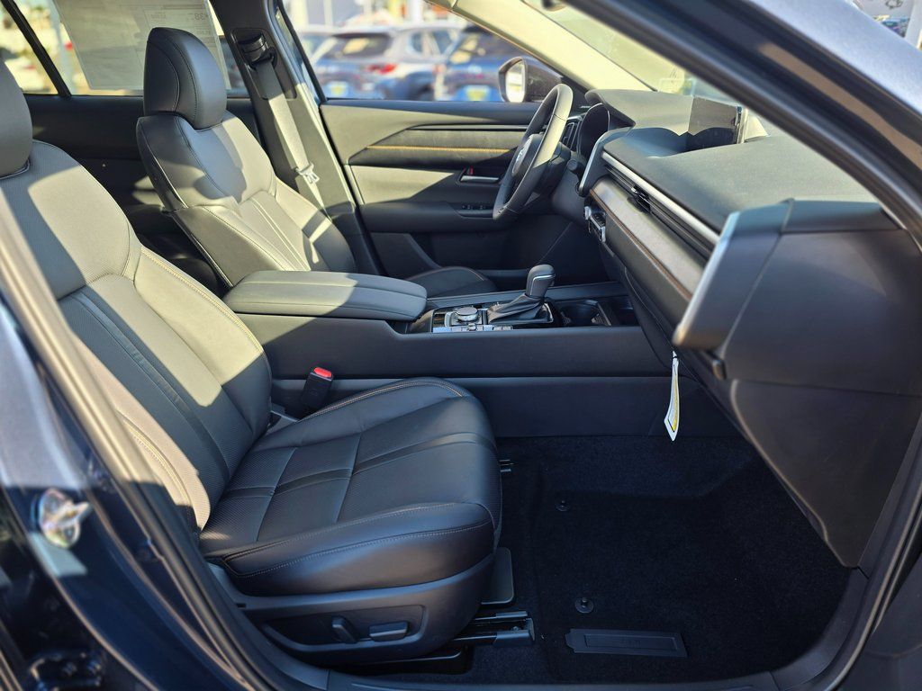 2026 Mazda CX-50 Premium - Photo 8