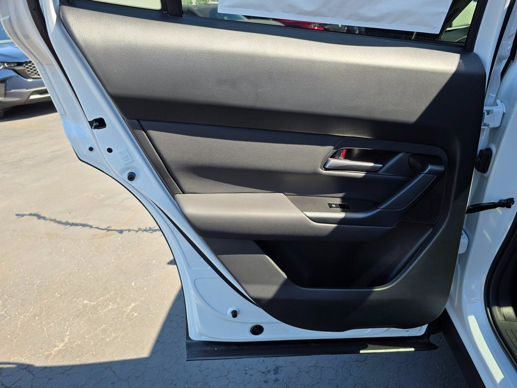 2025 Mazda CX-50 Premium - Photo 19