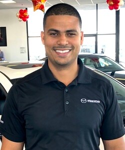 Staff member Edwin Vasquez from e8d2355d93f9