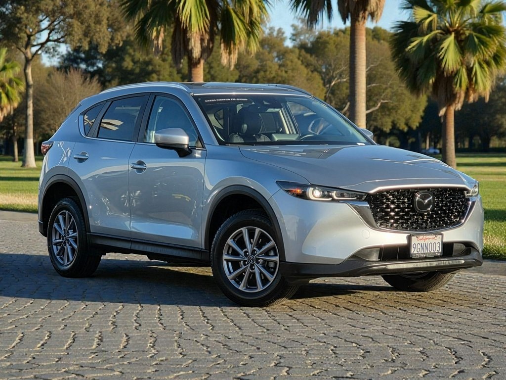 2023 Mazda CX-5 S Preferred package