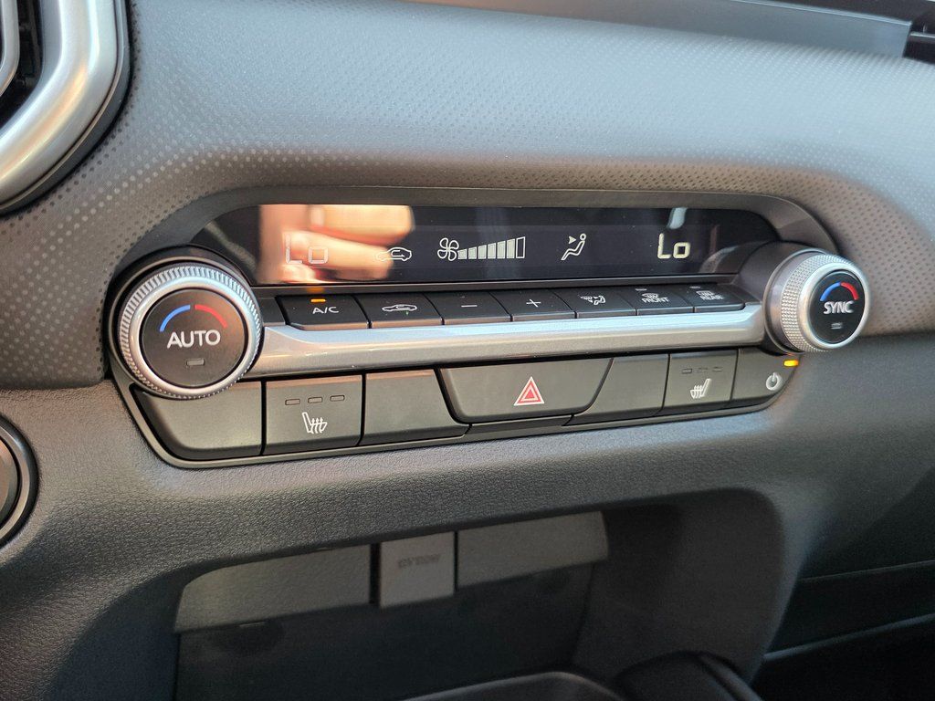 2025 Mazda CX-50 Premium - Photo 29