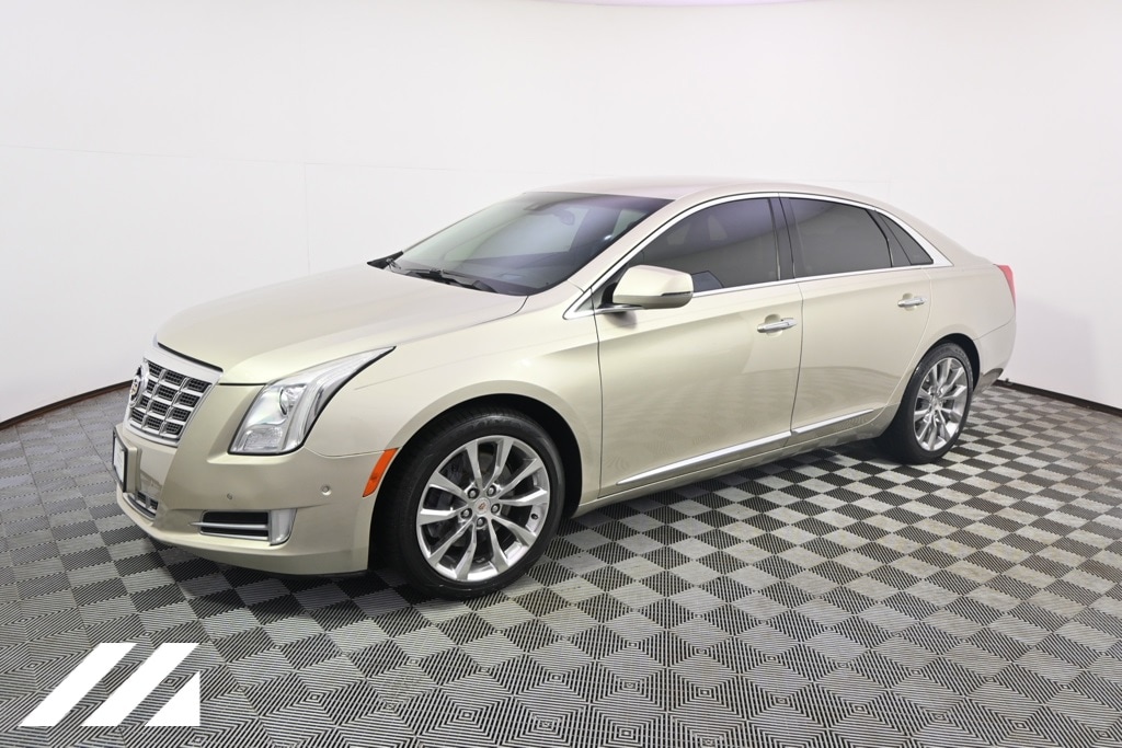 Used 2015 Cadillac XTS Premium Collection with VIN 2G61P5S3XF9210319 for sale in Saint Louis Park, Minnesota