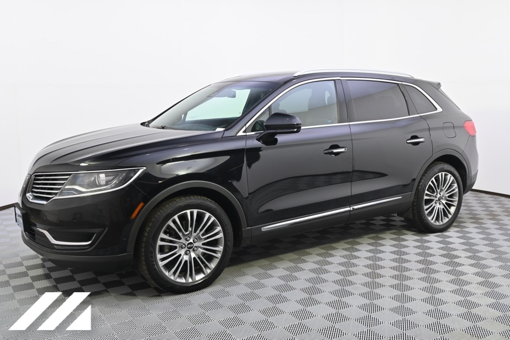 Used 2016 Lincoln MKX Reserve with VIN 2LMTJ8LR3GBL25849 for sale in Saint Louis Park, Minnesota