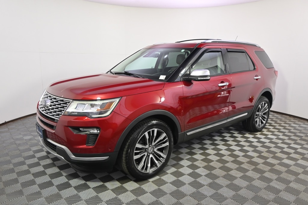 Used 2018 Ford Explorer Platinum with VIN 1FM5K8HT0JGC78642 for sale in Saint Louis Park, MN