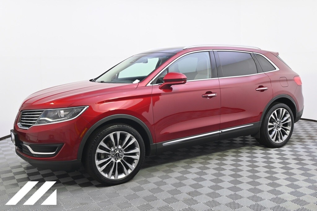 Used 2016 Lincoln MKX Reserve with VIN 2LMTJ8LP5GBL51870 for sale in Saint Louis Park, Minnesota