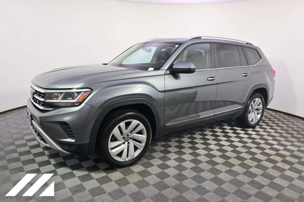 Used 2021 Volkswagen Atlas SEL with VIN 1V2BR2CA4MC520462 for sale in Saint Louis Park, Minnesota