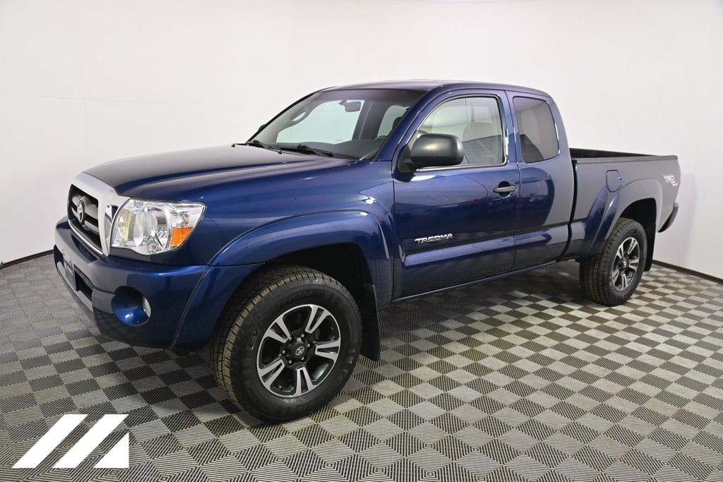 Used 2008 Toyota Tacoma  with VIN 5TEUU42N28Z503742 for sale in Saint Louis Park, Minnesota
