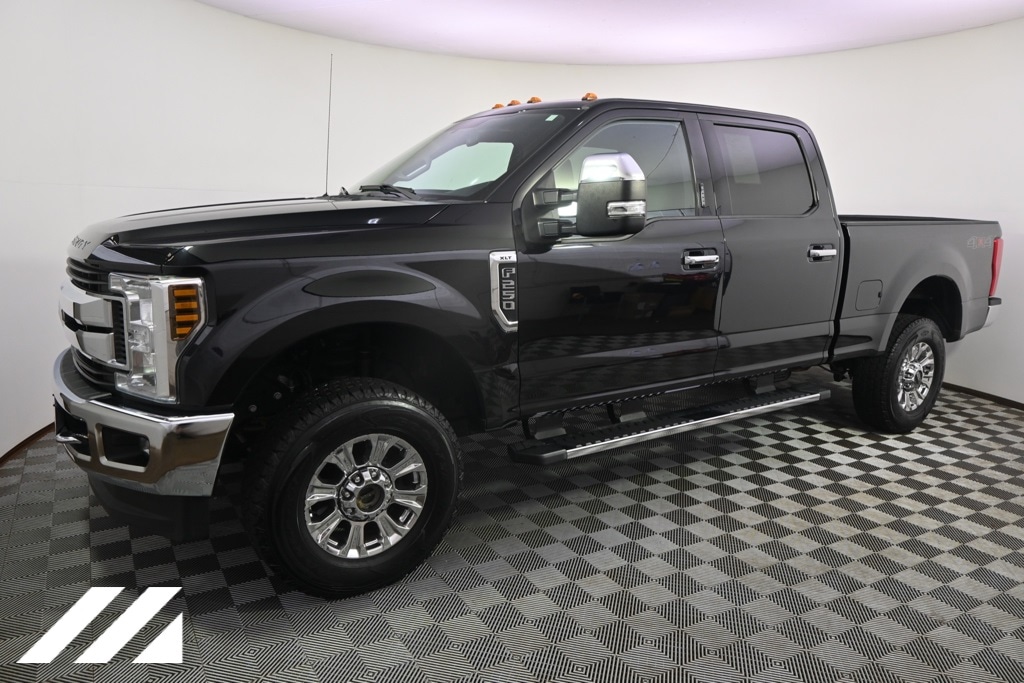 Used 2019 Ford F-250 Super Duty XLT with VIN 1FT7W2B6XKED05490 for sale in Saint Louis Park, Minnesota