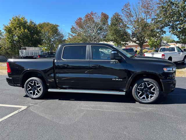 2025 Ram 1500 Laramie photo 2