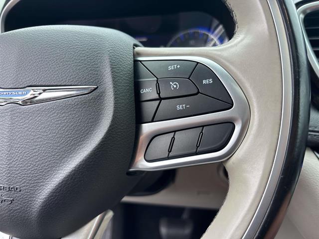 2018 Chrysler Pacifica Limited - Photo 21