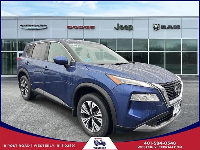 2023 Nissan Rogue SV's photo