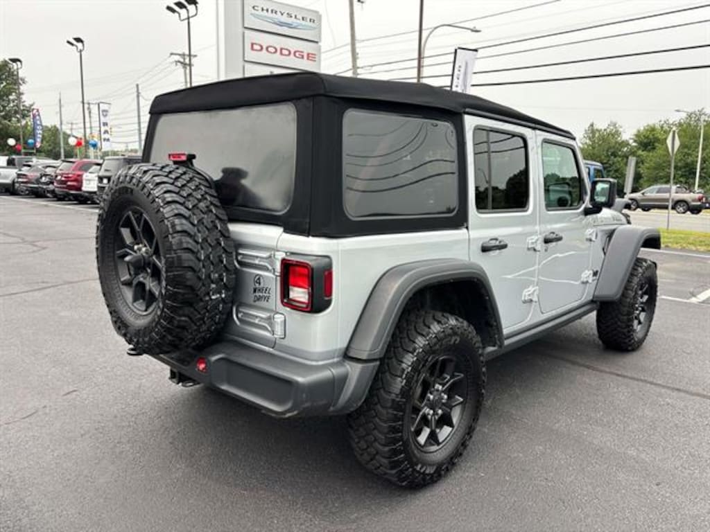 Used 2024 Jeep Wrangler Willys Sport Utility