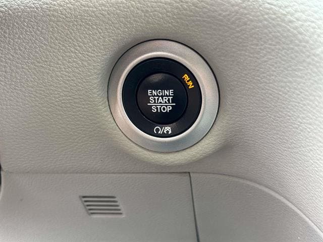 2018 Chrysler Pacifica Limited - Photo 28
