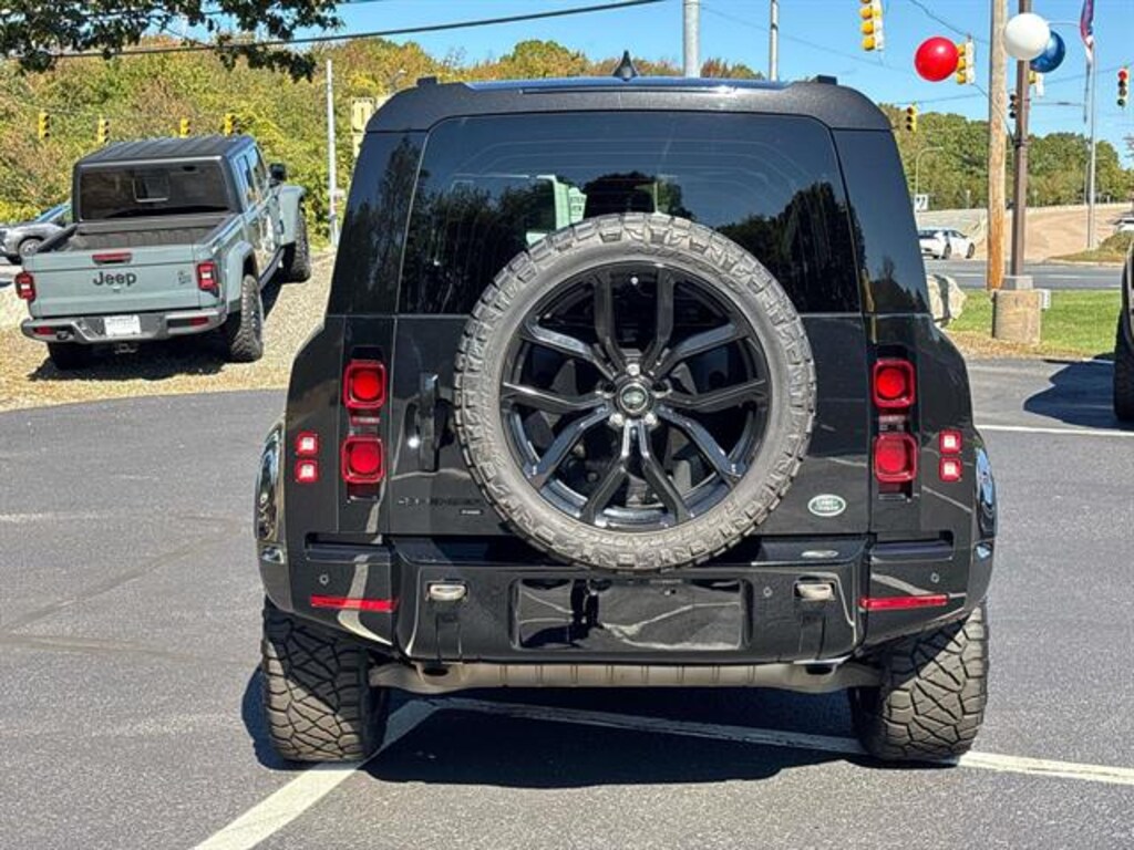 Used 2023 Land Rover Defender X-Dynamic SE Sport Utility