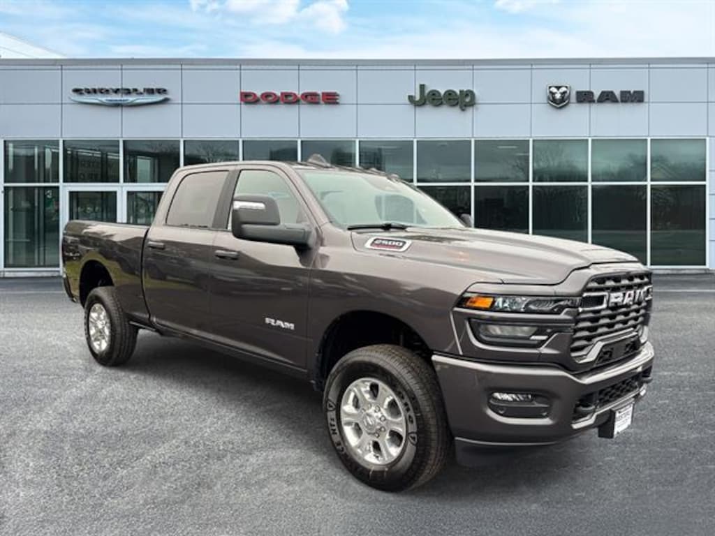 New 2026 Ram 2500 BIG HORN CREW CAB 4X4 6'4 BOX Pickup