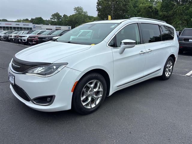 2018 Chrysler Pacifica Limited - Photo 6