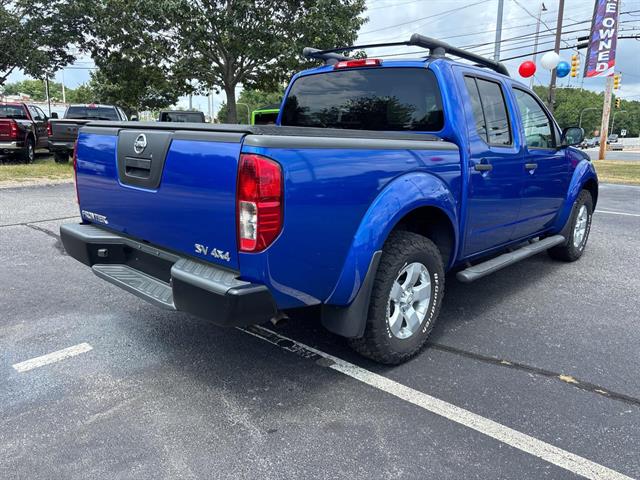 2012 Nissan Frontier SV photo 3