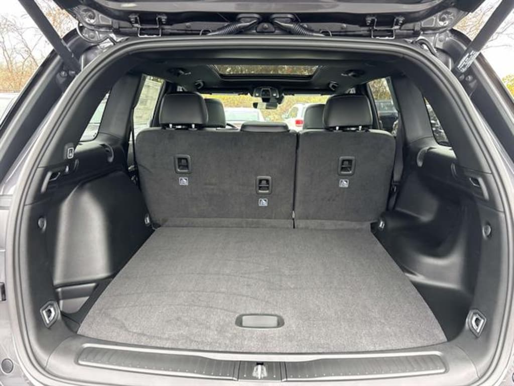 New 2025 Jeep Grand Cherokee LIMITED 4X4 Sport Utility