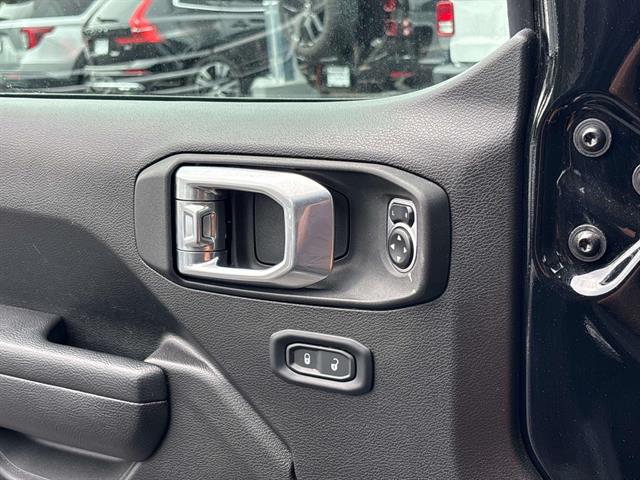 2024 Jeep Wrangler 2-Door Sport S - Photo 20