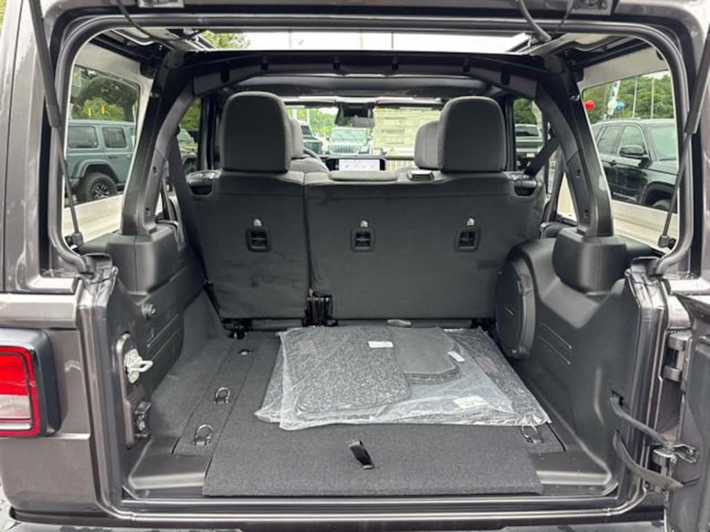 New 2026 Jeep Wrangler 4-DOOR 85TH ANNIVERSARY EDITION Sport Utility