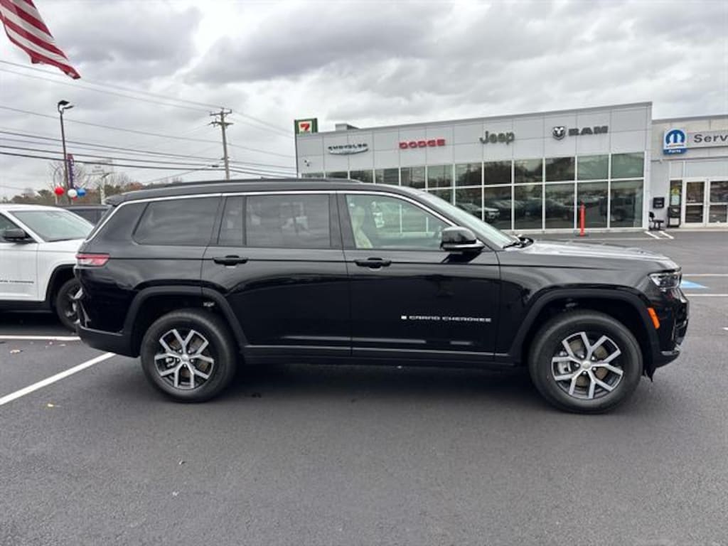 New 2025 Jeep Grand Cherokee L LIMITED 4X4 Sport Utility