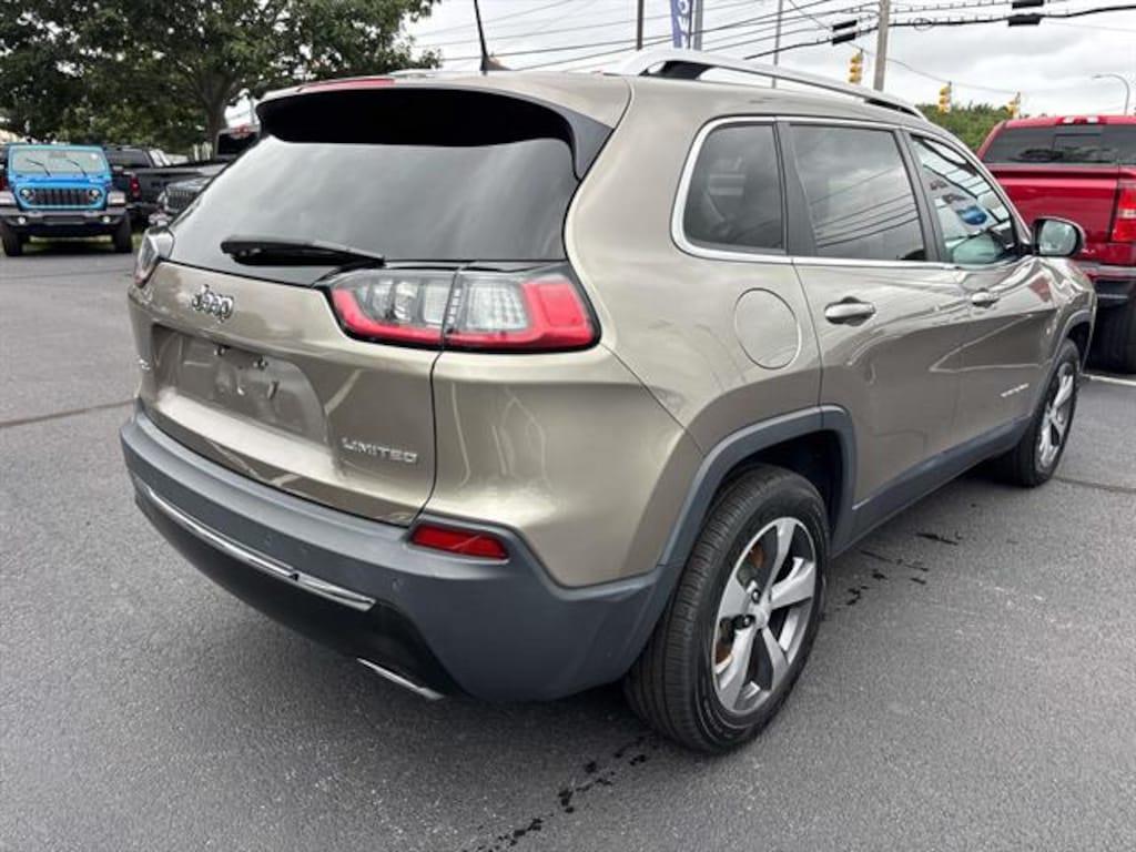 Used 2019 Jeep Cherokee Limited Sport Utility