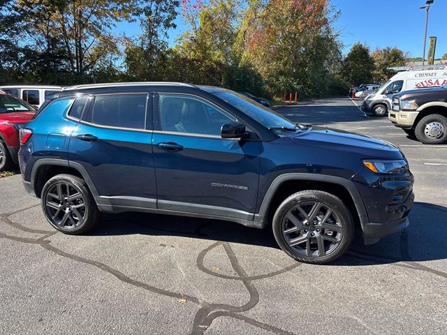 New 2026 Jeep Compass LIMITED ALTITUDE 4X4 Sport Utility