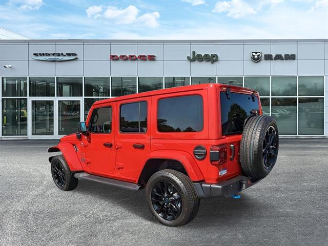 2024 Jeep Wrangler 4xe Sahara photo 4