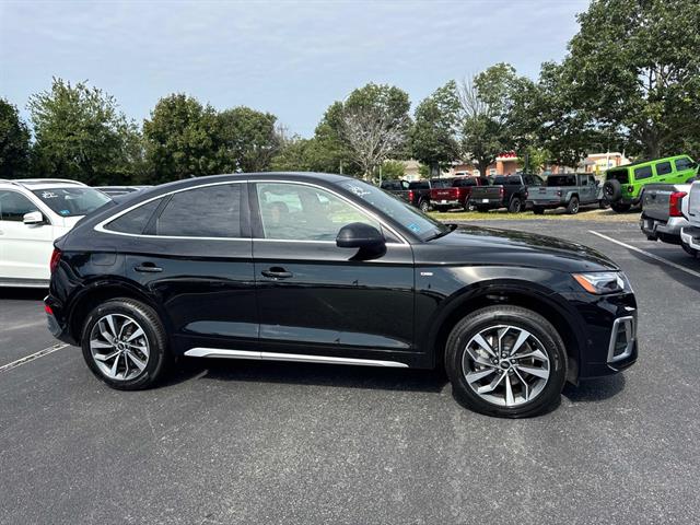 2022 Audi Q5 Sportback S line Prestige photo 2