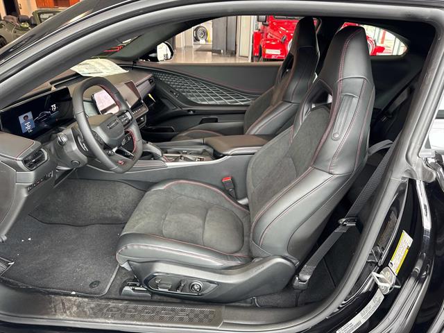 2025 Dodge Charger Daytona Scat Pack AWD photo 4