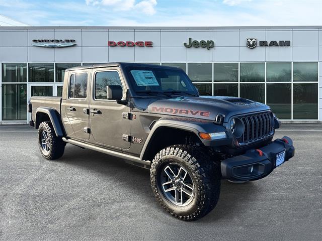 2026 Jeep Gladiator Mojave's photo