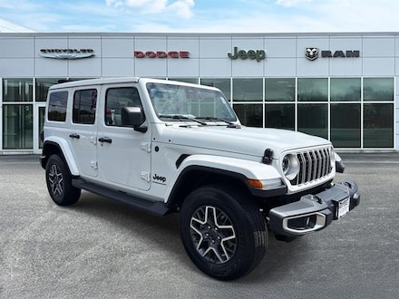 2025 Jeep Wrangler 4-DOOR SAHARA Sport Utility