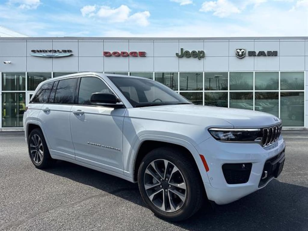 Certified 2025 Jeep Grand Cherokee Overland Sport Utility