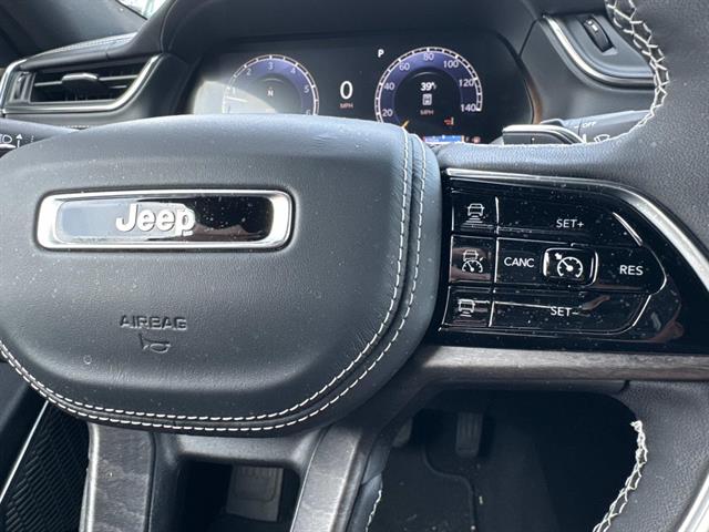 2025 Jeep Grand Cherokee Overland - Photo 22