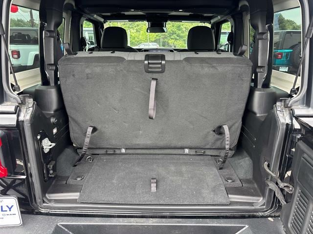 2024 Jeep Wrangler 2-Door Sport S - Photo 14