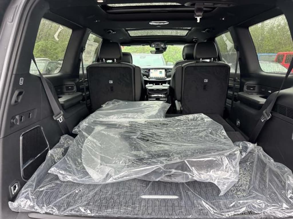 New 2026 Jeep Grand Wagoneer UPLAND 4X4 Sport Utility