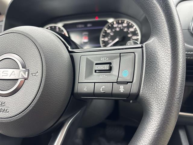2023 Nissan Rogue SV - Photo 18