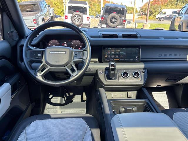 2023 Land Rover Defender X-Dynamic SE - Photo 12