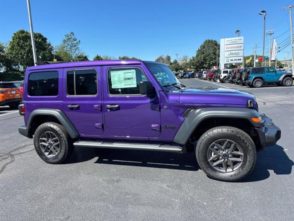 New 2026 Jeep Wrangler 4-DOOR SPORT S Sport Utility