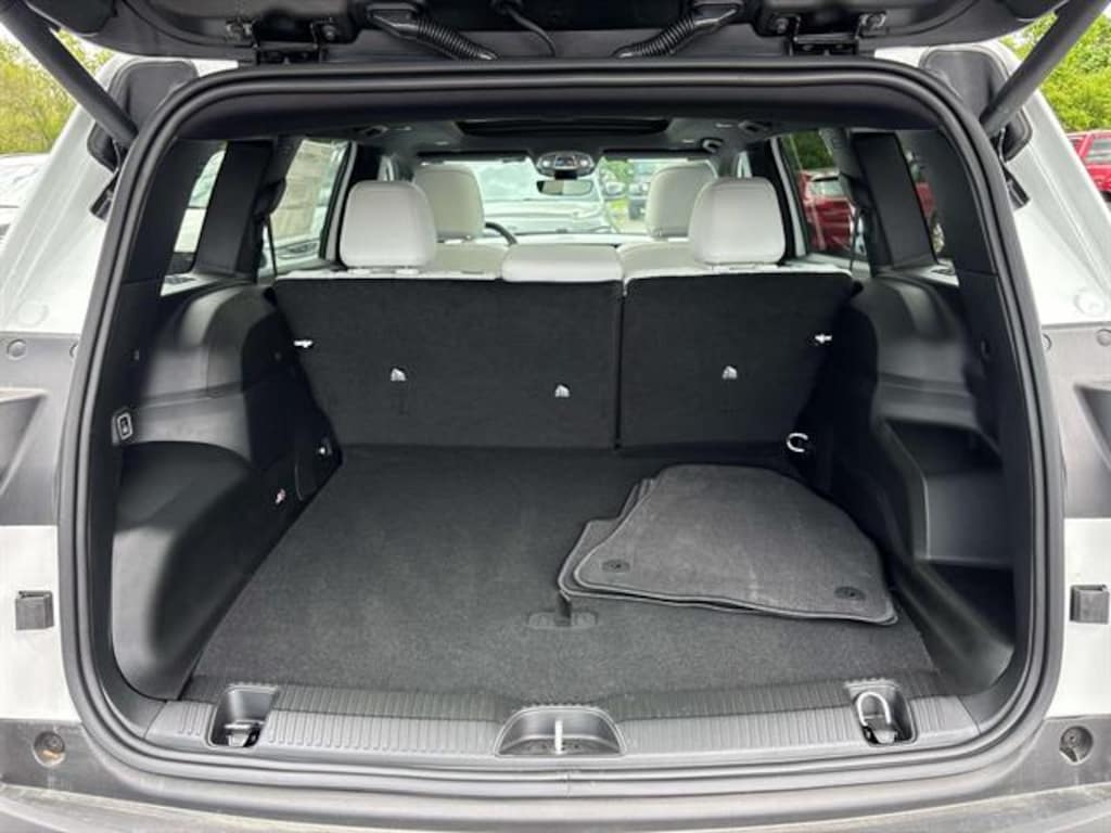 New 2026 Jeep Cherokee LIMITED 4X4 Sport Utility