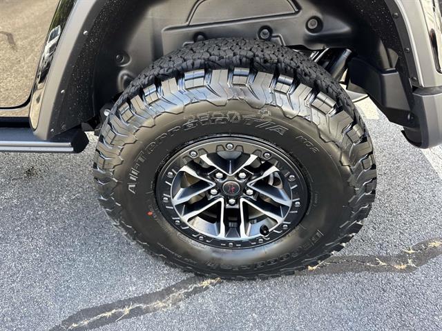 2025 Jeep Wrangler Unlimited Rubicon X photo 4