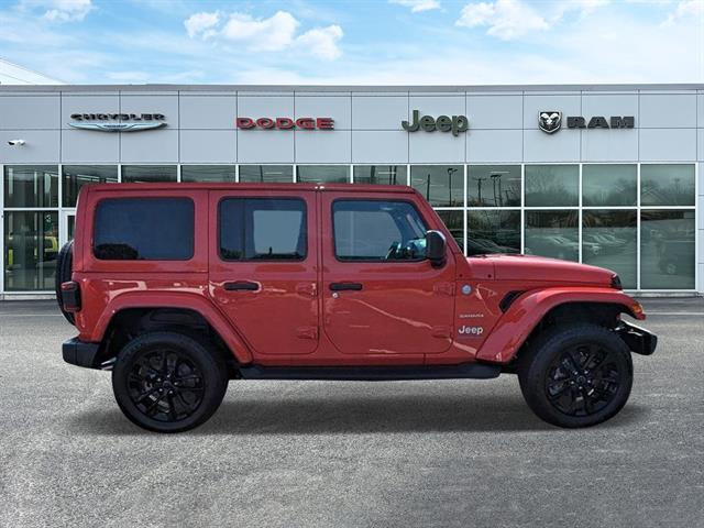 2024 Jeep Wrangler 4xe Sahara photo 2