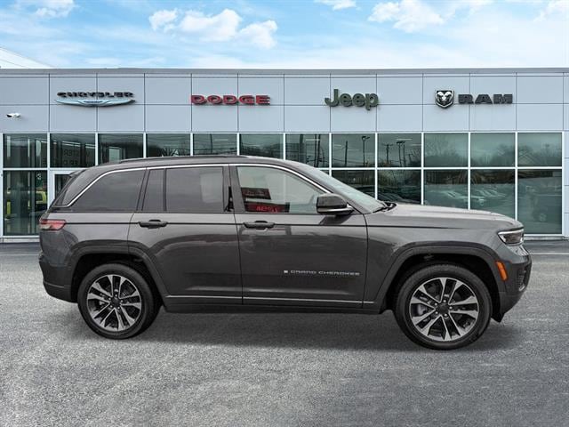 Used 2024 Jeep Grand Cherokee Overland 4xe with VIN 1C4RJYD67RC109889 for sale in Westerly, RI