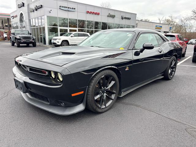 2015 Dodge Challenger R/T Scat Pack photo 3