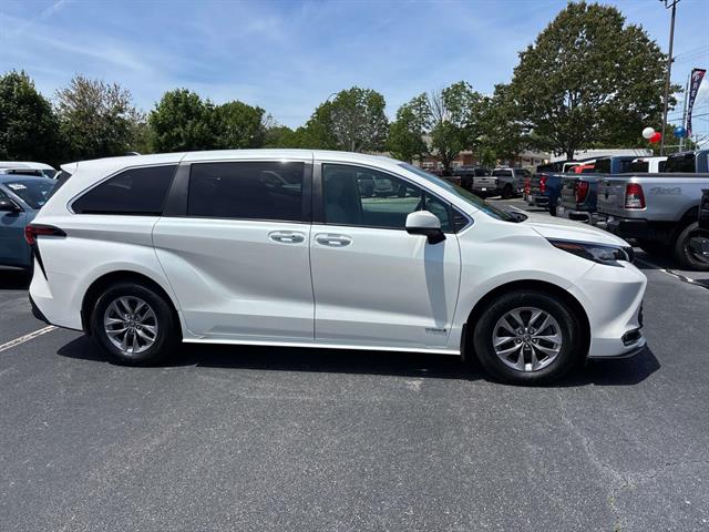 Certified 2021 Toyota Sienna XLE with VIN 5TDYRKEC4MS051379 for sale in Westerly, RI