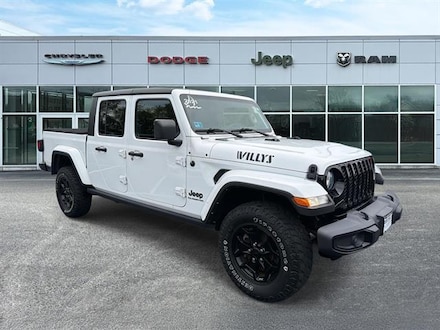 2021 Jeep Gladiator Willys Truck