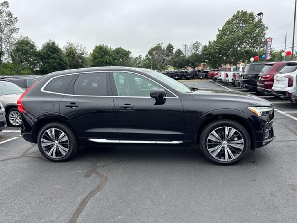 Used 2022 Volvo XC60 Inscription Sport Utility